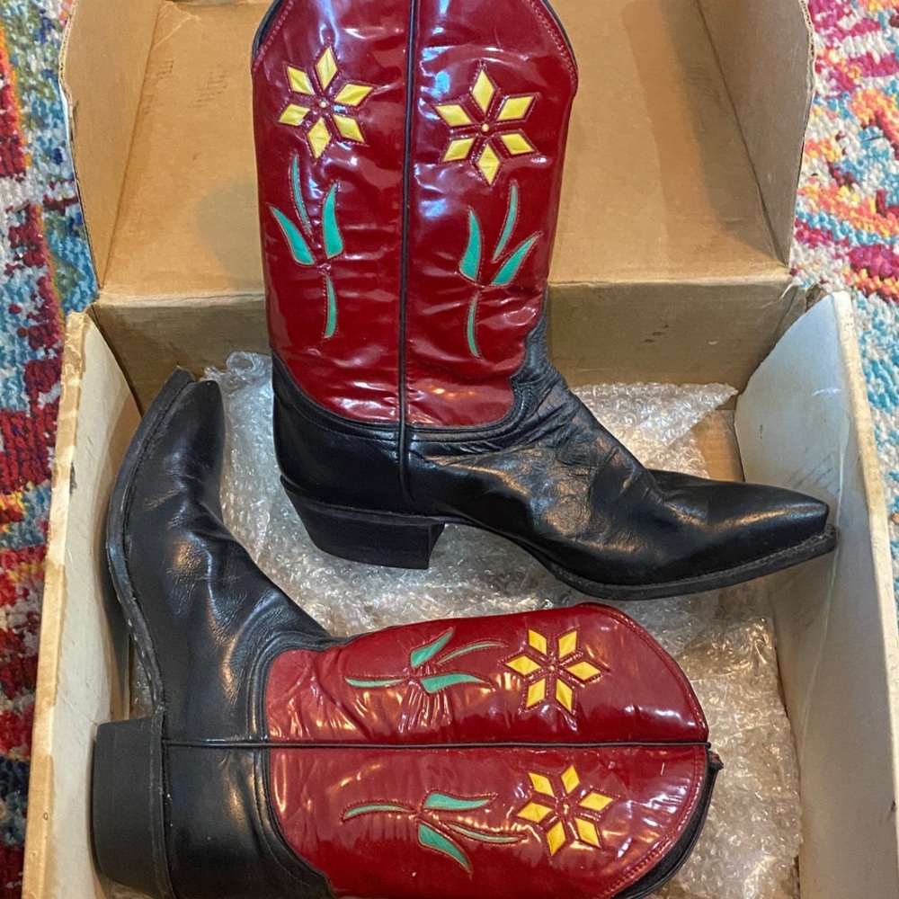 Justin Boots Red and Black Leather Boots